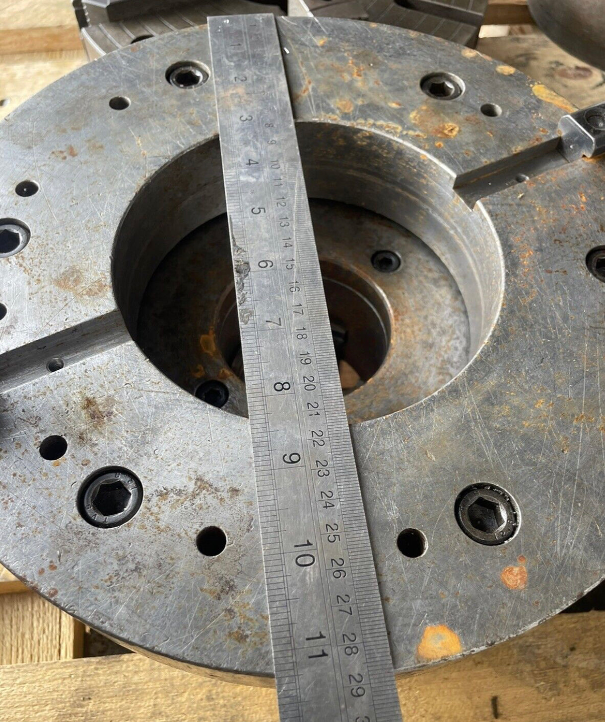 4 Jaw Chuck 10" x 3.5" Mounted on plate - Burnerd Colchester Student Lathe (CH6)