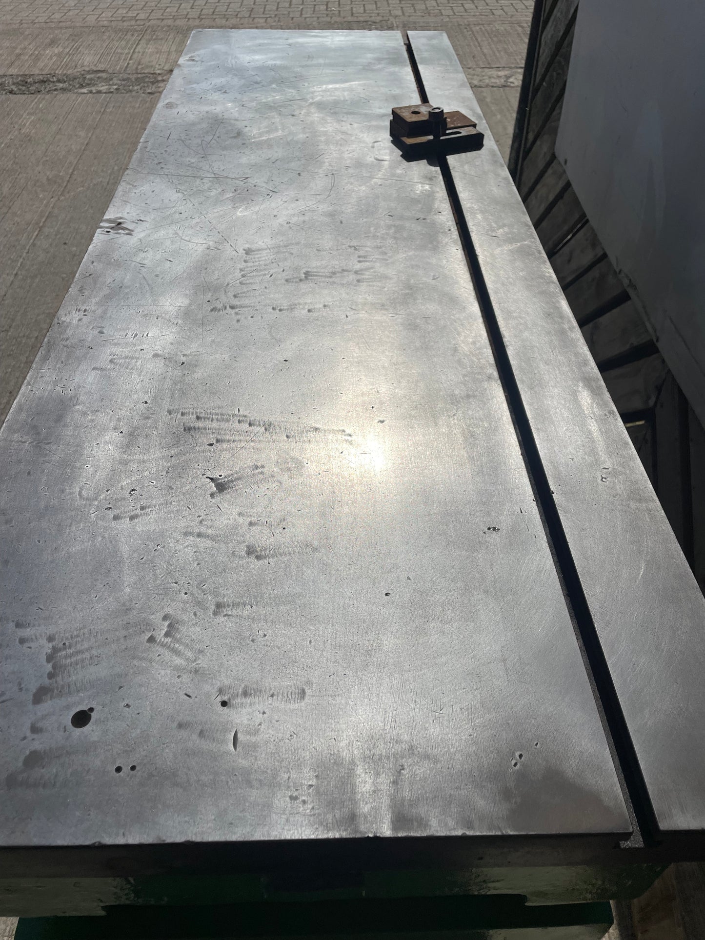 Engineers Cast Iron Surface Plate Setting Out Table