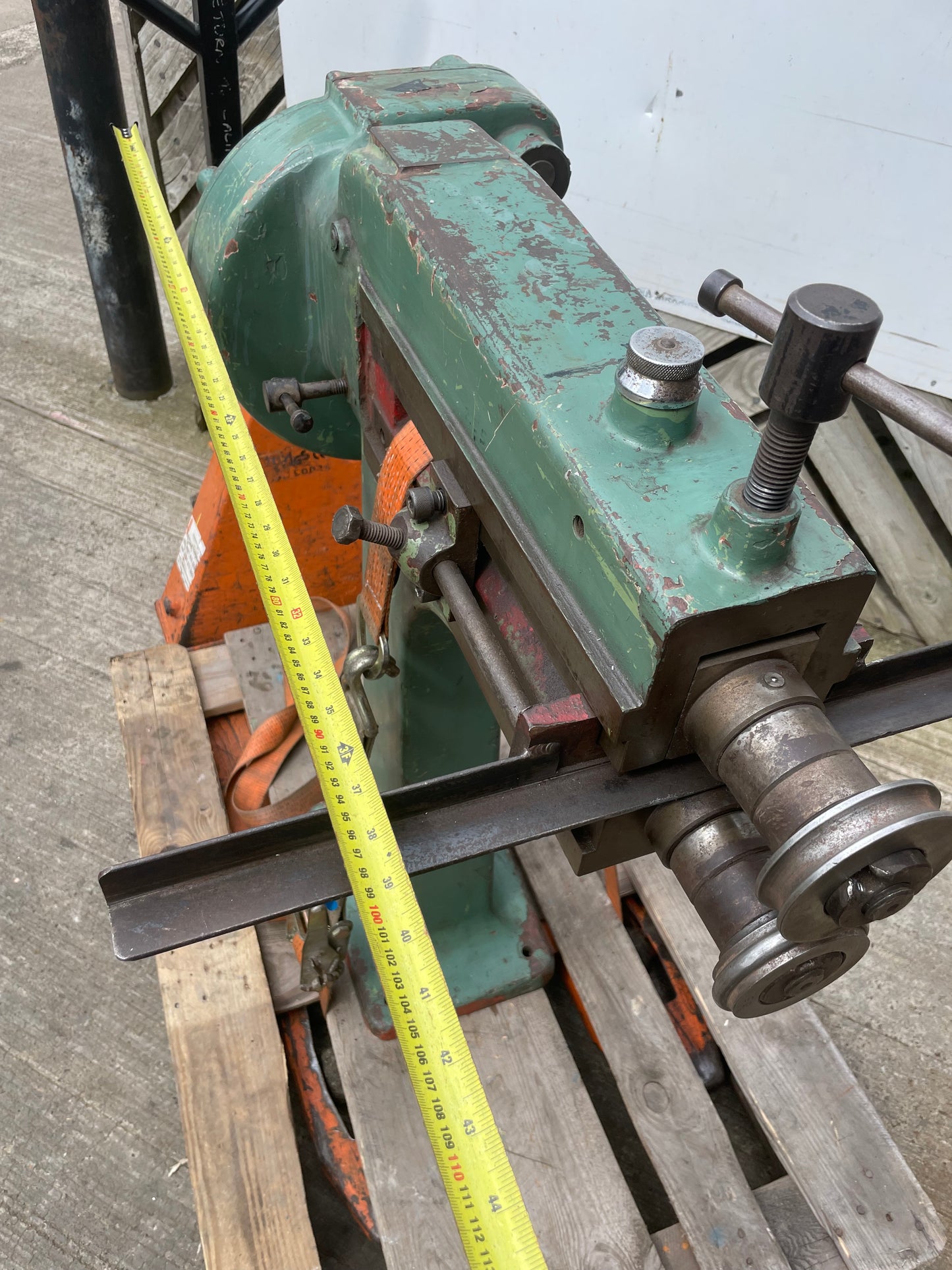 CMZ 8 Bead roller / Jenny rolls / hand swager - Sheet Metal Fabrication