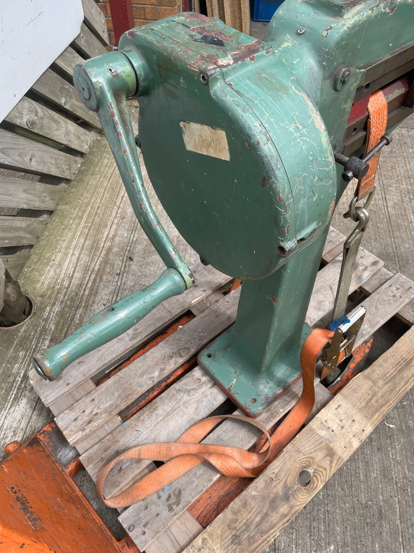 CMZ 8 Bead roller / Jenny rolls / hand swager - Sheet Metal Fabrication