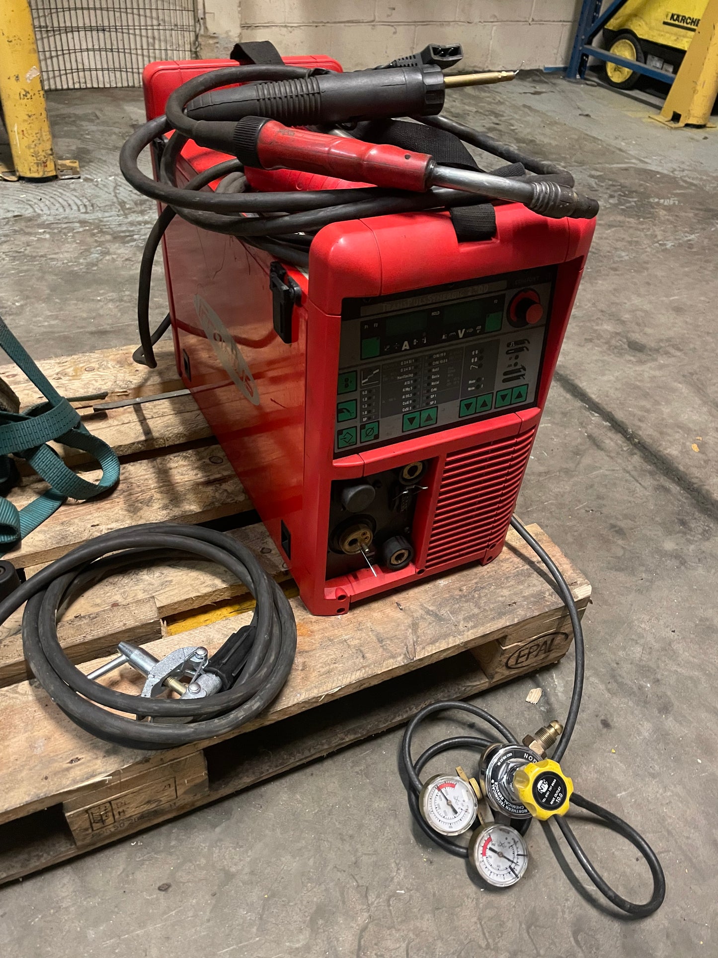 FRONIUS TRANS SYNERGIC 2700 PULSE MIG WELDER Tig & Stick Functions 415V- VIDEO !