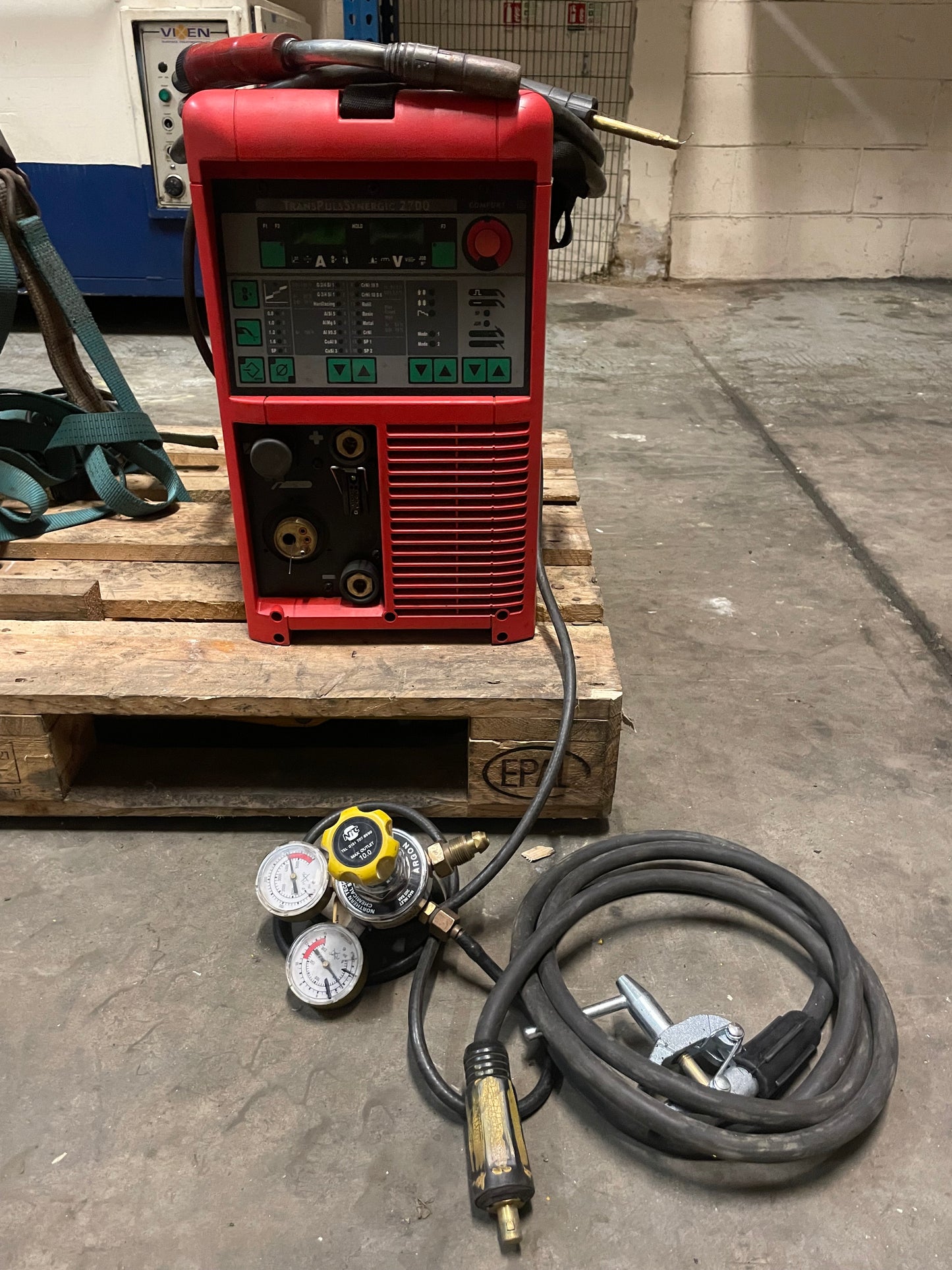FRONIUS TRANS SYNERGIC 2700 PULSE MIG WELDER Tig & Stick Functions 415V- VIDEO !