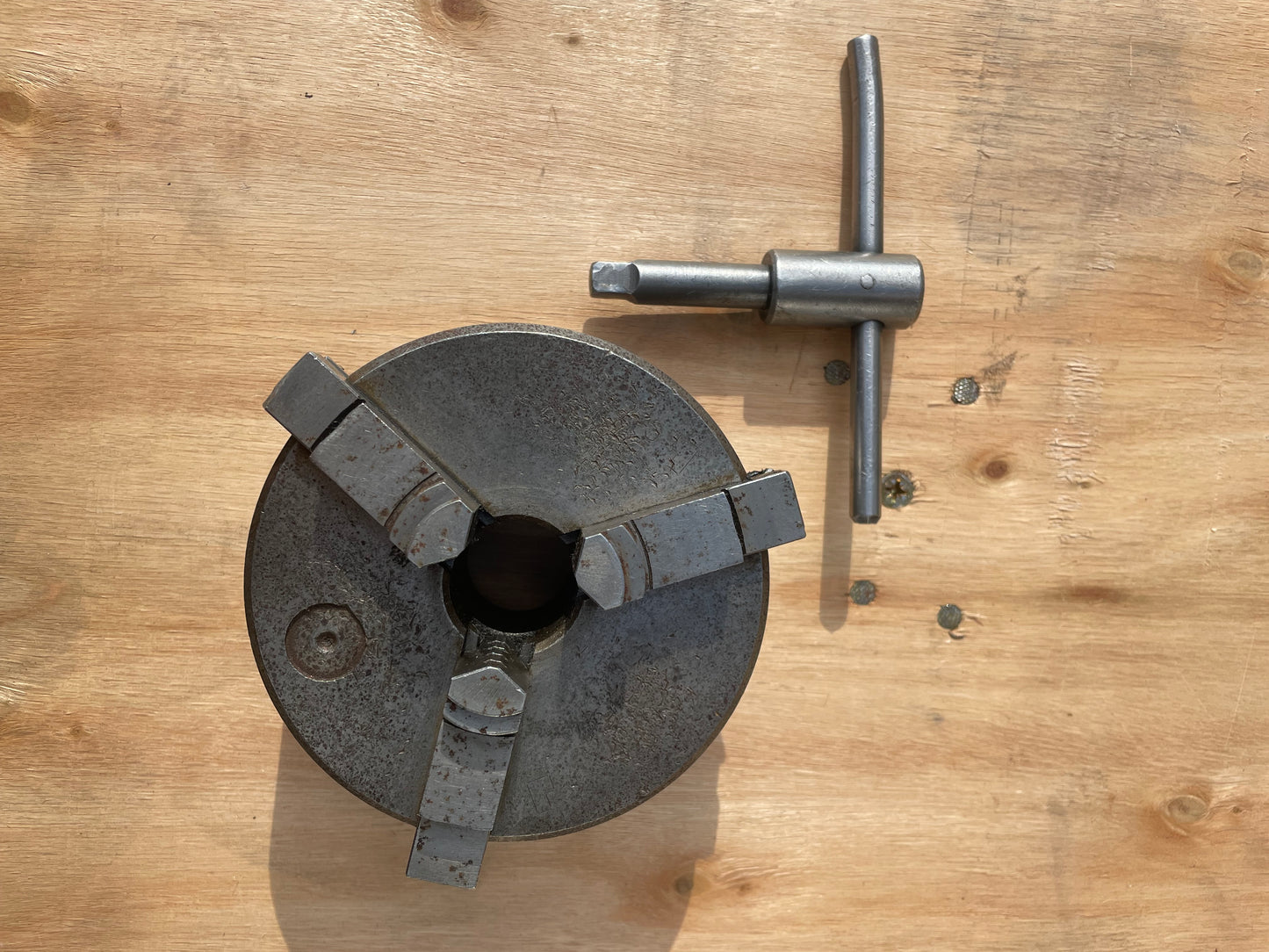 3 jaw chuck 4-1/4 Lathe chuck with key