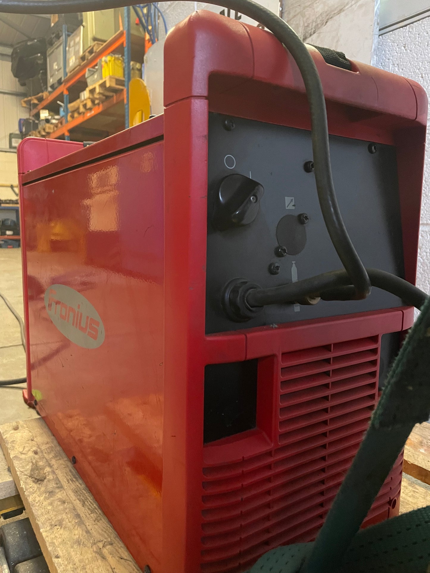 FRONIUS TRANS SYNERGIC 2700 PULSE MIG WELDER Tig & Stick Functions 415V- VIDEO !
