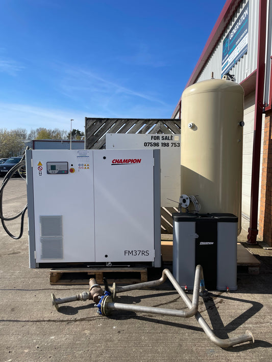 Champion  FM37RS Invertor Screw Compressor 800 hours  + 1000L tank + Water Trap