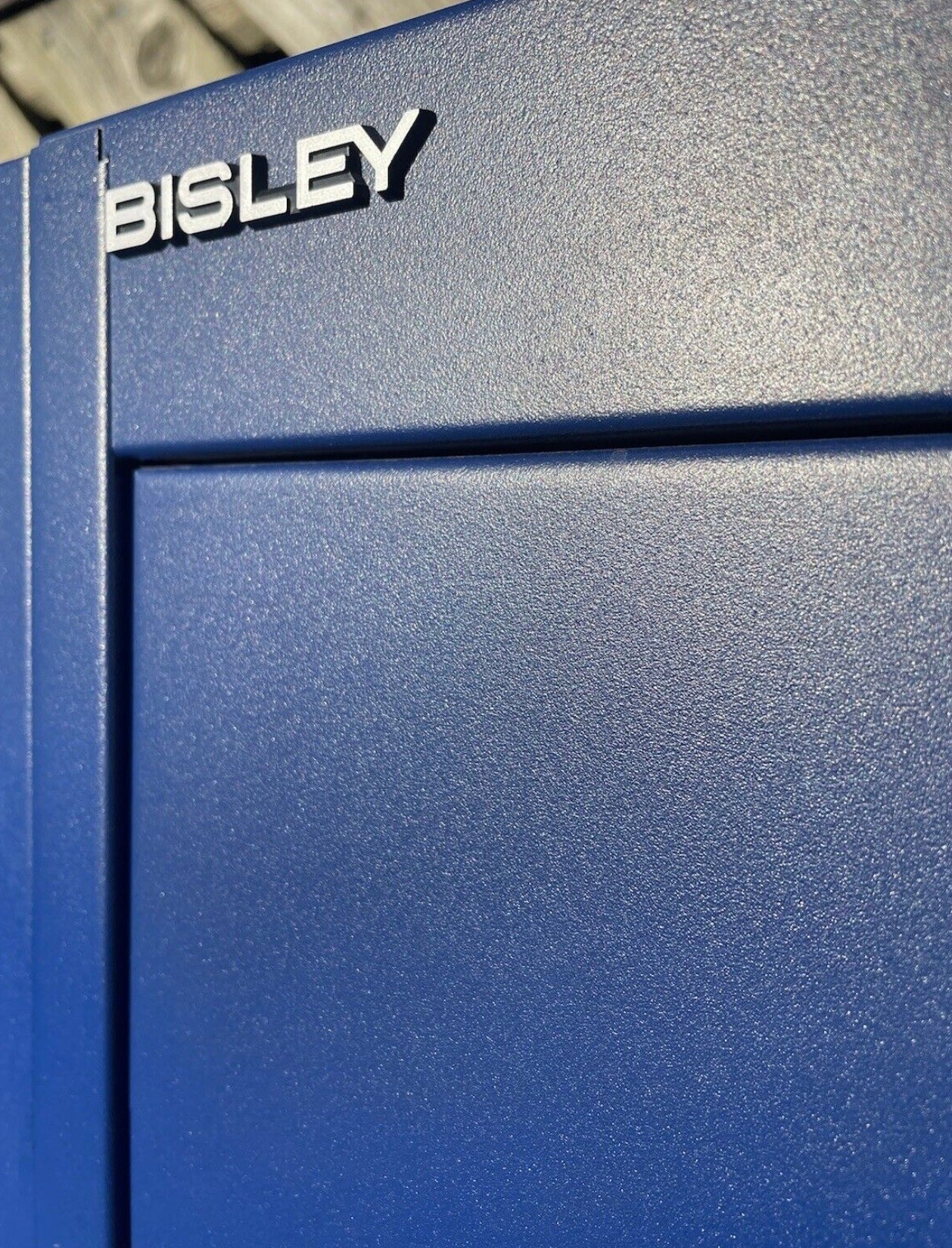 12 x Bisley 2 Door Lockers