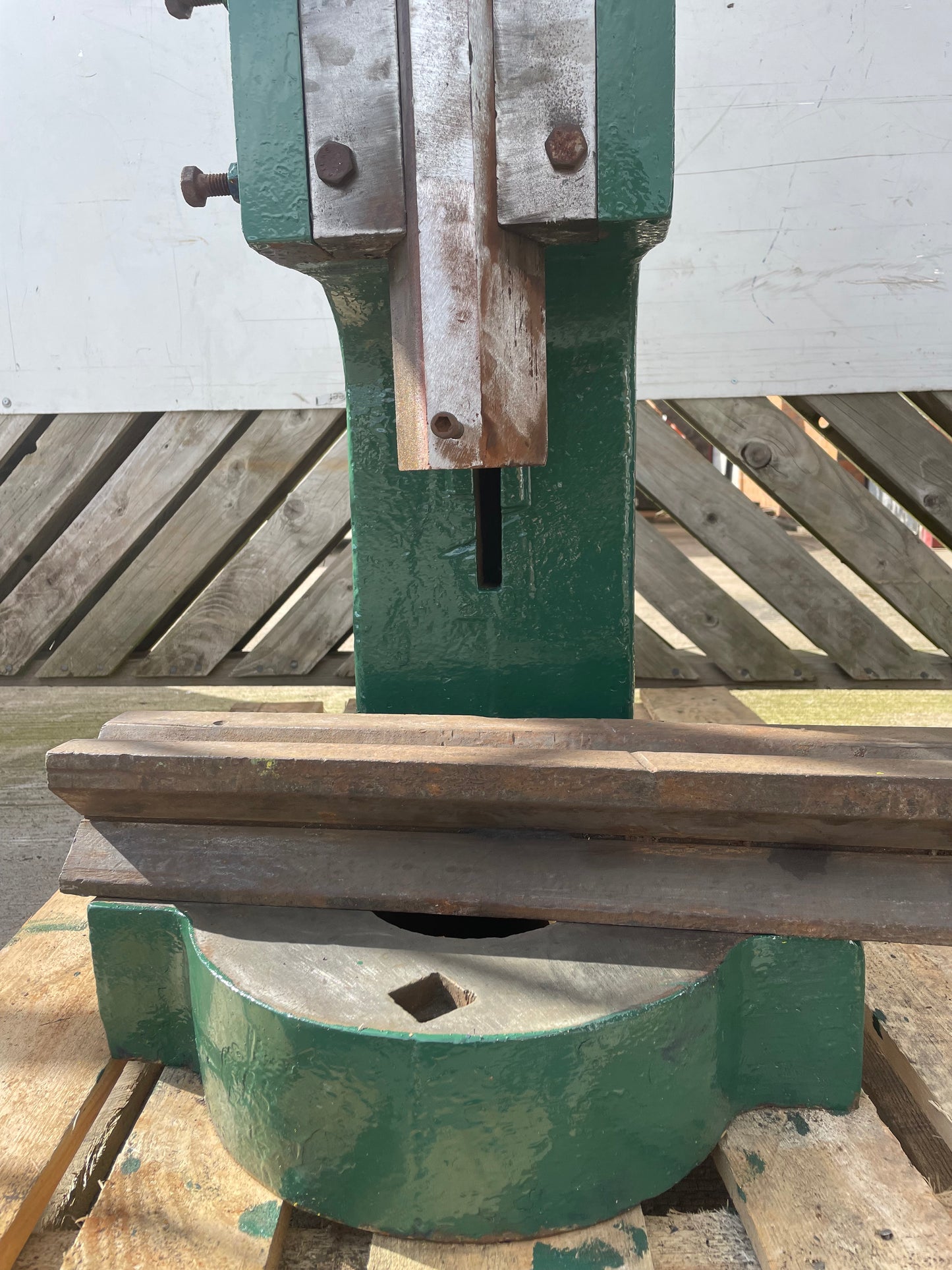 Sweeney and blocksidge fly press  136 Tall X 40cm Opening- throat moves freely