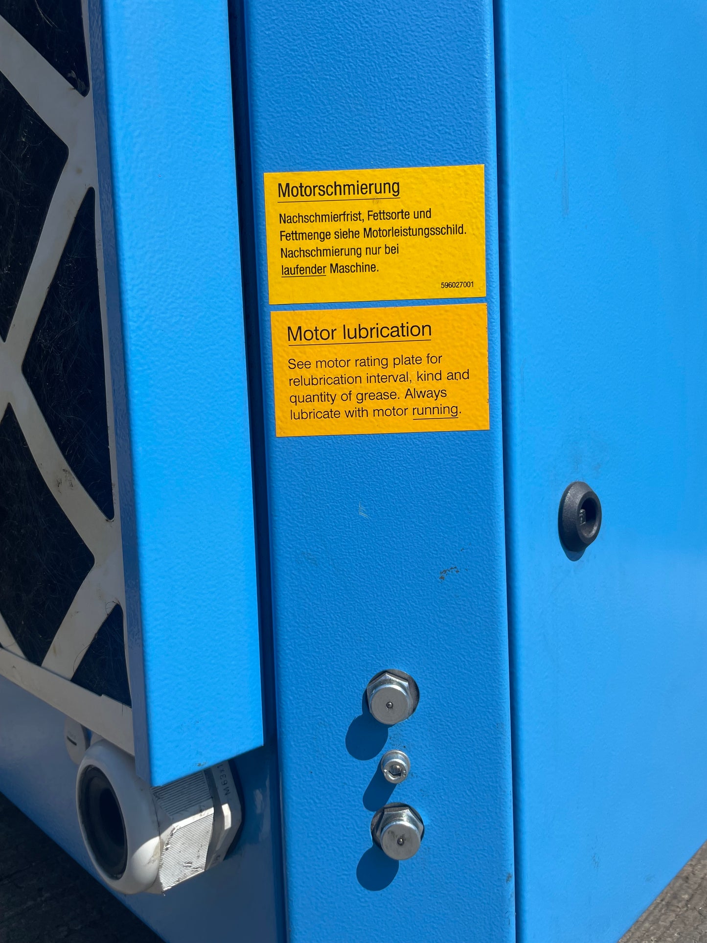 BOGE S 40 -3 SCREW COMPRESSOR 5825 HOURS - 8 BAR - 188CFM - GRIT BLASTING
