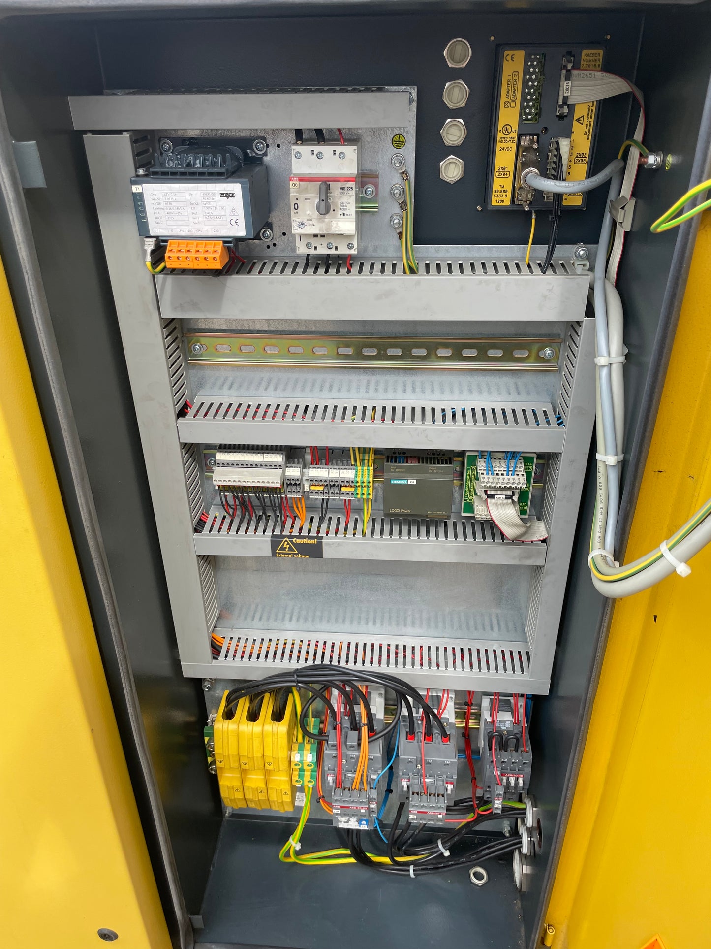 HPC Kaeser BS 61 Screw Compressor - 37 KW - 230 CFM & HPC TD 61 Air Drier -