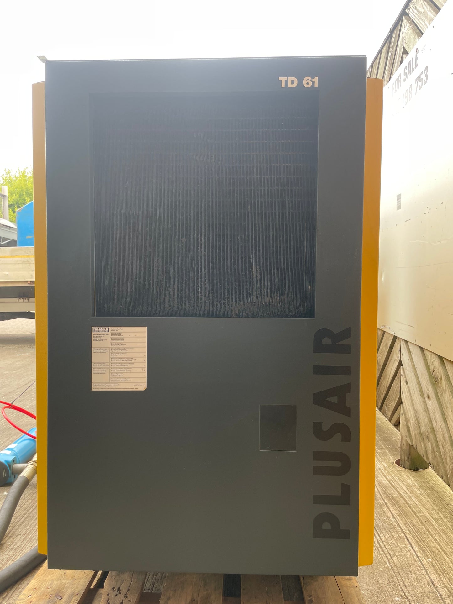 HPC Kaeser BS 61 Screw Compressor - 37 KW - 230 CFM & HPC TD 61 Air Drier -