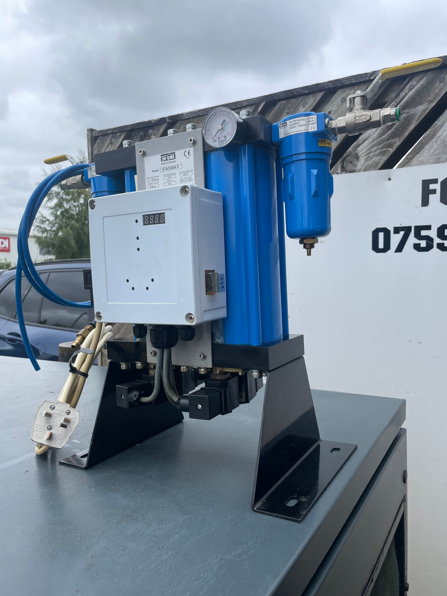HI-LINE Atacama 5 - 5 cfm Desiccant, Adsorption Air Dryer